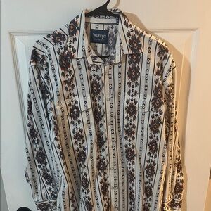 Wrangler Men's Geometric Pattern Shirt - Cream and Black